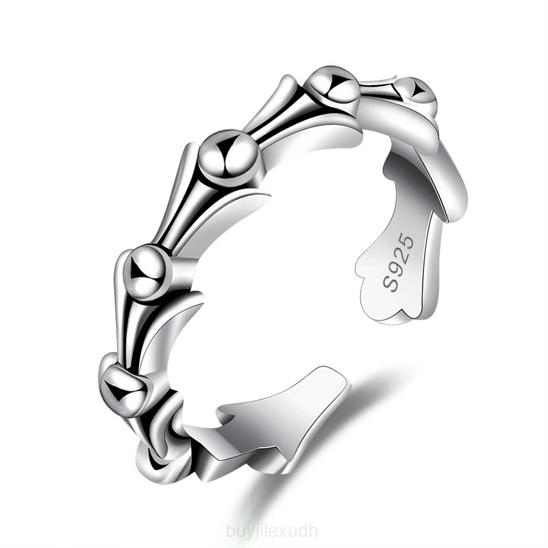 New Ch Chrome Designer Rings Bone Water Ripple Color Trend Fishtail Classic Male and Female Lovers Universal Accessories Hearts Original Design Men's Ring 0nel
New Ch Chrome Designer Rings Bone Water Ripple Color Trend Fishtail Classic Male and Female Lovers Universal Accessories Hearts Original Design Men's Ring 0nel