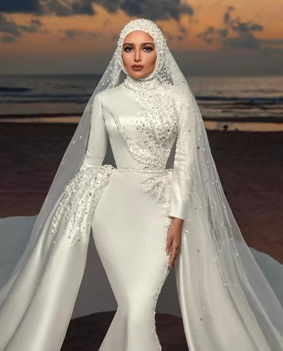 Muslim Mermaid Wedding Dresses With Detachable Train Satin Beaded Bridal Gowns Pearls Hijab Custom Made Robes De Marie Bes 6660306