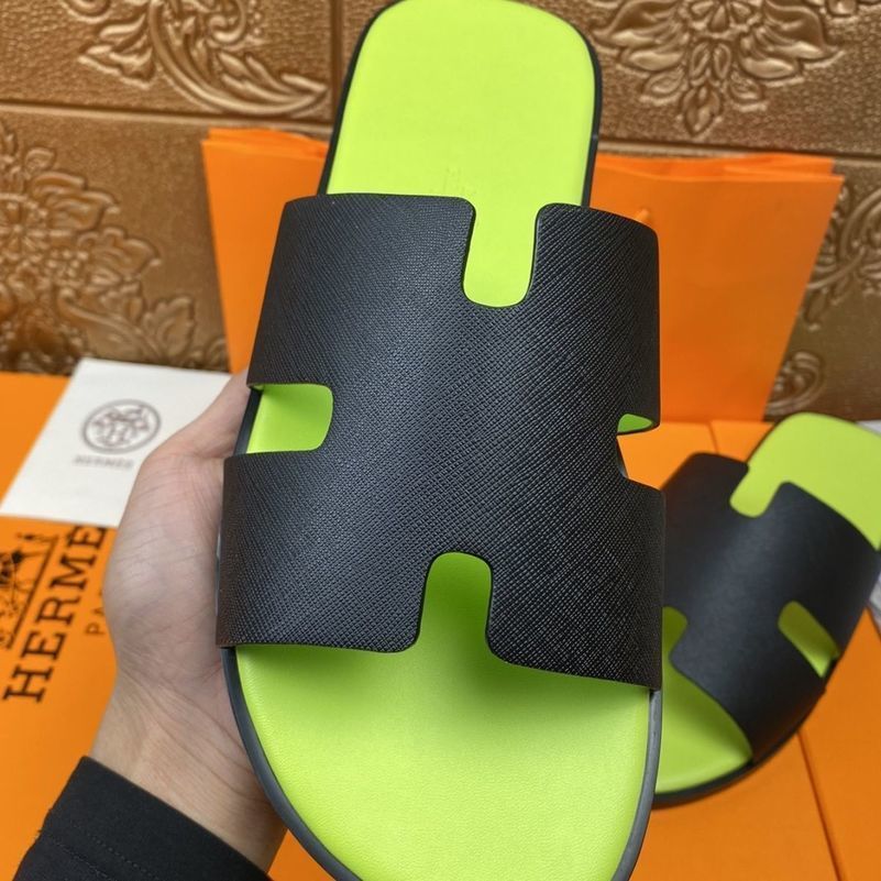 Designer Herme Slippers h Slippers Mens Summer Fashion Wear 2022 New Leather Breathable h Sandals Flat Bottom Flip Flops Sandals Versatile 92G4, Litchi pattern - orange black
Designer Herme Slippers h Slippers Mens Summer Fashion Wear 2022 New Leather Breathable h Sandals Flat Bottom Flip Flops Sandals Versatile 92G4, Litchi pattern - orange black