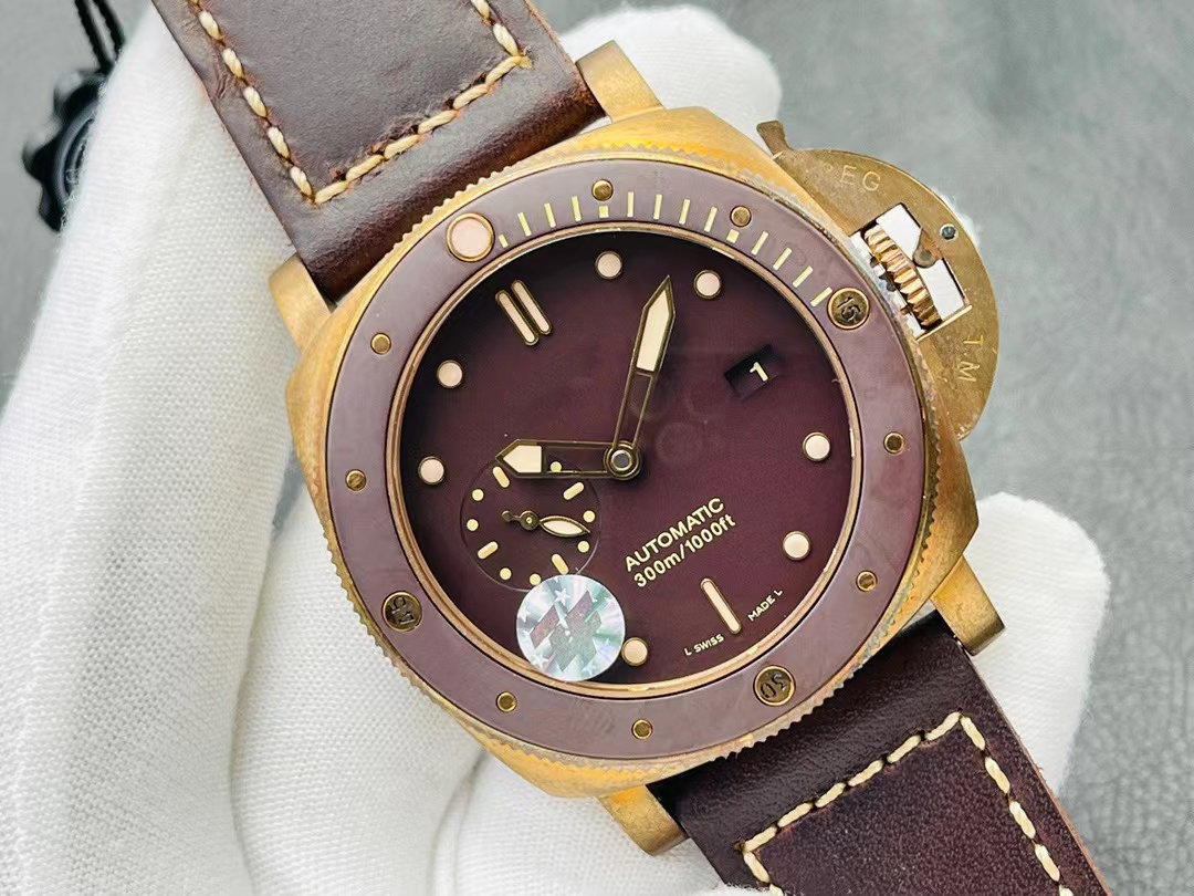 ZF Bronze watches P.9010 Automatic chain winding machine movement 47 MM Super luminescent Classic little seconds Sapphire crystal glass 968, As shown
ZF Bronze watches P.9010 Automatic chain winding machine movement 47 MM Super luminescent Classic little seconds Sapphire crystal glass 968, As shown