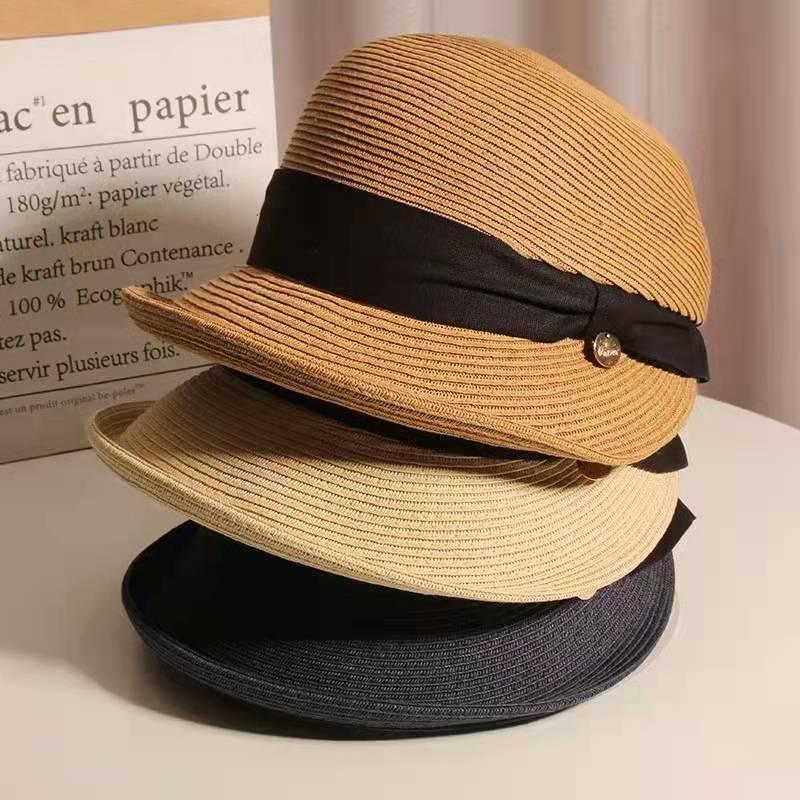 Berets Hepburn Style Straw Hat Retro Age Reduction Face Small Foldable Curly Edge Japanese Sunhat Female Summer Vacation Beach HatBerets, Khaki
Berets Hepburn Style Straw Hat Retro Age Reduction Face Small Foldable Curly Edge Japanese Sunhat Female Summer Vacation Beach HatBerets, Khaki