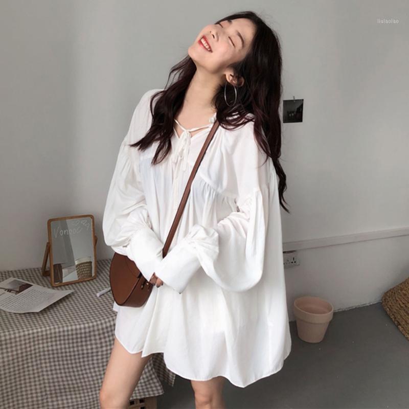 Women's Blouses & Shirts Japan Style Blouse Spring Summer Korean Fashion Loose Temperament Solid Color Simple Lantern Sleeve V-neck 2022, White 
Women's Blouses & Shirts Japan Style Blouse Spring Summer Korean Fashion Loose Temperament Solid Color Simple Lantern Sleeve V-neck 2022, White