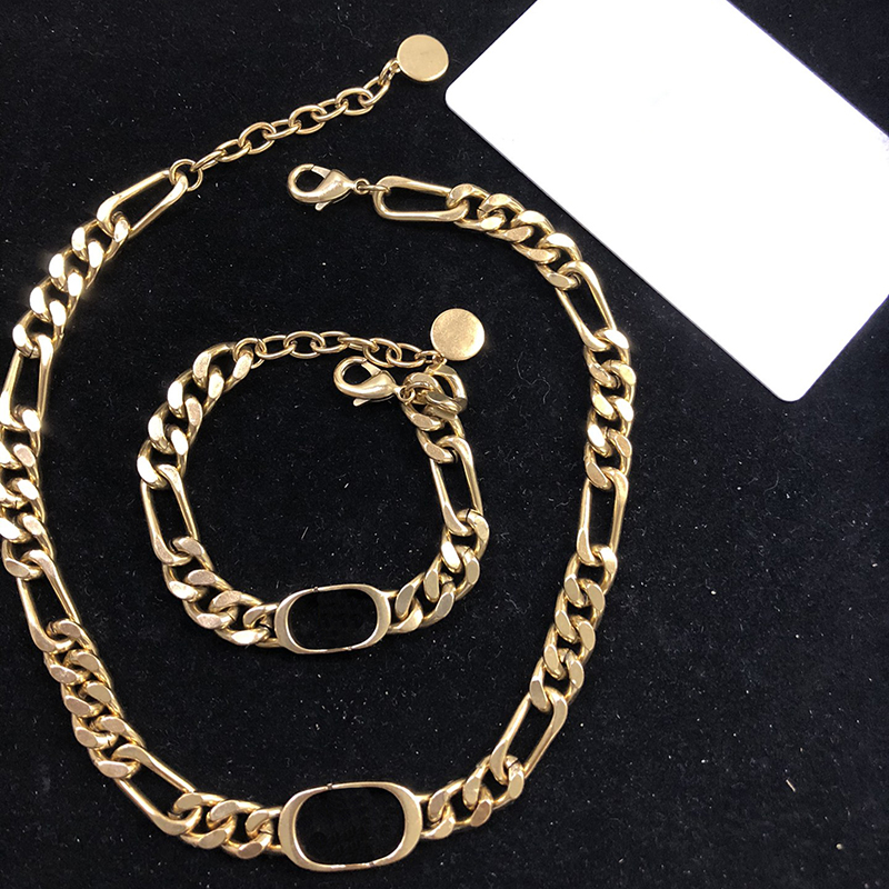 Men Designer Gold Bracelet Necklaces Set Fashion Letter D Bracelets For Women Mens Couple Necklace Jewelry Luxury Classic Necklaces 2207111D, With box
Men Designer Gold Bracelet Necklaces Set Fashion Letter D Bracelets For Women Mens Couple Necklace Jewelry Luxury Classic Necklaces 2207111D, With box