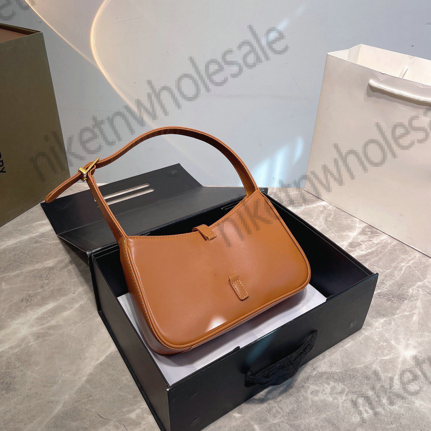 Messenger Bags Underarm Wallets Womens Handbag Designer Handbags Ladies Leather Shoulder Bag Classic Luxury Messengers Bags Top Fashion Versatile, ##
Messenger Bags Underarm Wallets Womens Handbag Designer Handbags Ladies Leather Shoulder Bag Classic Luxury Messengers Bags Top Fashion Versatile, ##