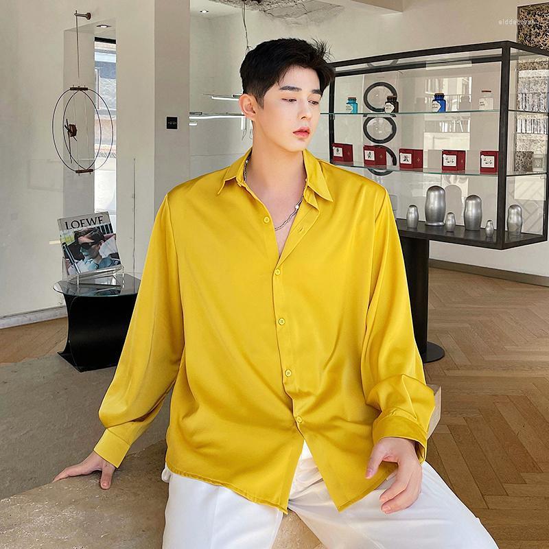 Men's Casual Shirts Men Streetwear Vintage Fashion Silk Style Fabric Loose Long Sleeve Dress Shirt Man Harajuku Retro Male 4 ColorsMen's Eld, H1179 black
Men's Casual Shirts Men Streetwear Vintage Fashion Silk Style Fabric Loose Long Sleeve Dress Shirt Man Harajuku Retro Male 4 ColorsMen's Eld, H1179 black