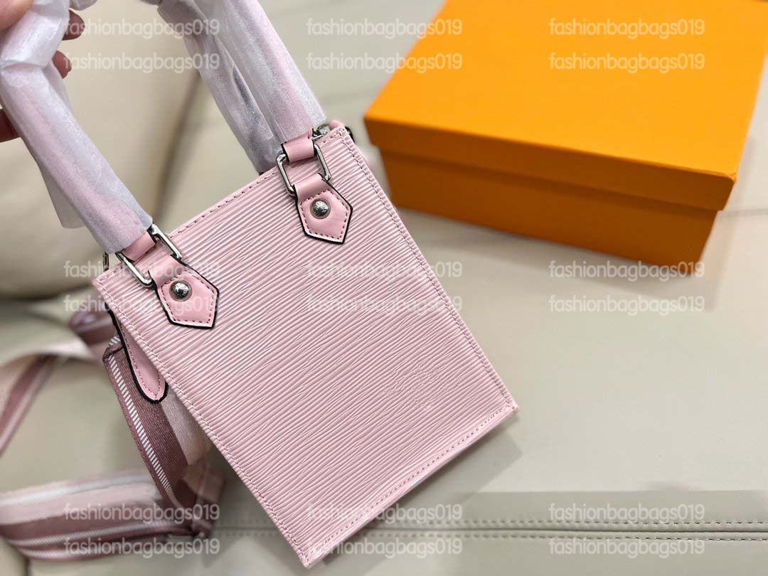 M81238 PETIT SAC PLAT Tote Bag Mini Epi Embossed grained Leather Monograms Blossoms Jacquard Strap Shoulder Bag Women Handbag Luxurys CrossBody Purse Wallet
M81238 PETIT SAC PLAT Tote Bag Mini Epi Embossed grained Leather Monograms Blossoms Jacquard Strap Shoulder Bag Women Handbag Luxurys CrossBody Purse Wallet