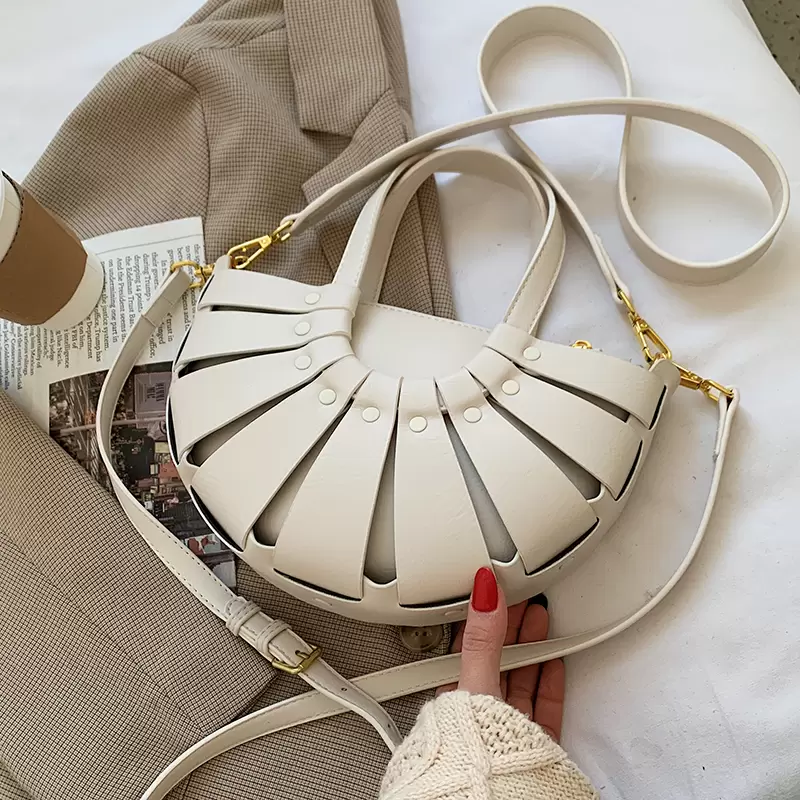 Luxury Brand Ladies Tote bag 2021 Fashion New High-quality PU Leather Womens Designer Handbag Vintage Shoulder Messenger Bag, Style 3 black 27 x 7 x 17 cm
Luxury Brand Ladies Tote bag 2021 Fashion New High-quality PU Leather Womens Designer Handbag Vintage Shoulder Messenger Bag, Style 3 black 27 x 7 x 17 cm