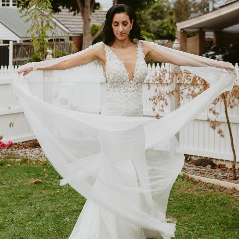 Boho Dubai Mermaid Wedding Dress 2022 Sexy V Neck Arabic Bohemian Wedding Dresses Lace Appliques Country Bridal Gowns Beaded Plus Size Greek Vestido D