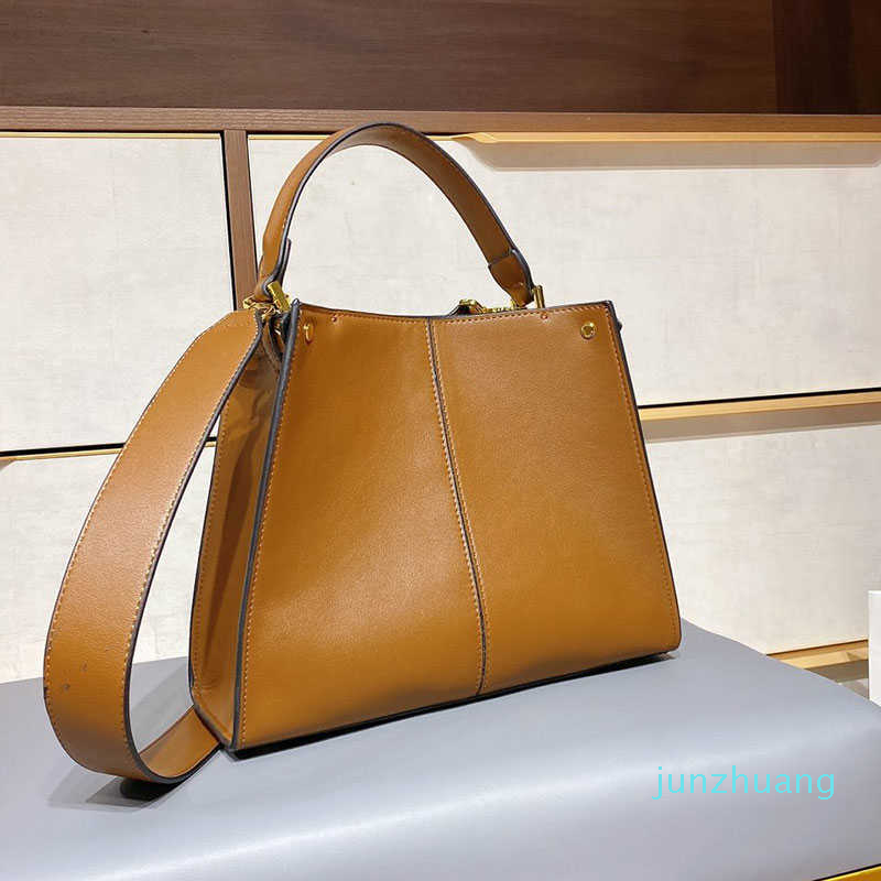 2022 Luxury Designer Fashion Bag Lady Shoulder Women Crossbody Large Capacity Tote Retro Trend Leather Handbag Multi Color, No bag
2022 Luxury Designer Fashion Bag Lady Shoulder Women Crossbody Large Capacity Tote Retro Trend Leather Handbag Multi Color, No bag