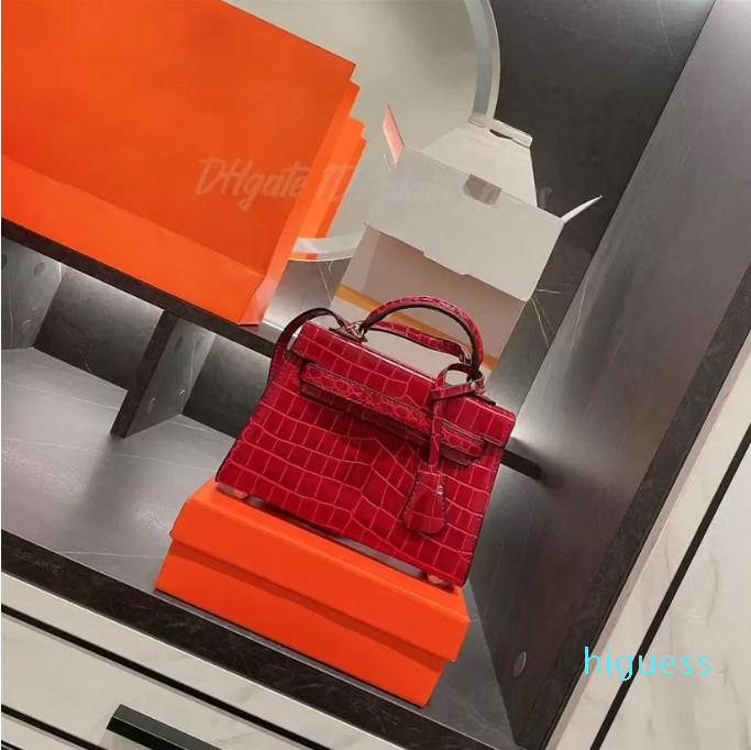 2022-Purses designer women handbags casual tote luxury buckle wallet Interior Slot Pocket Bag Leather Wallets plain clutch lady, Violet
2022-Purses designer women handbags casual tote luxury buckle wallet Interior Slot Pocket Bag Leather Wallets plain clutch lady, Violet