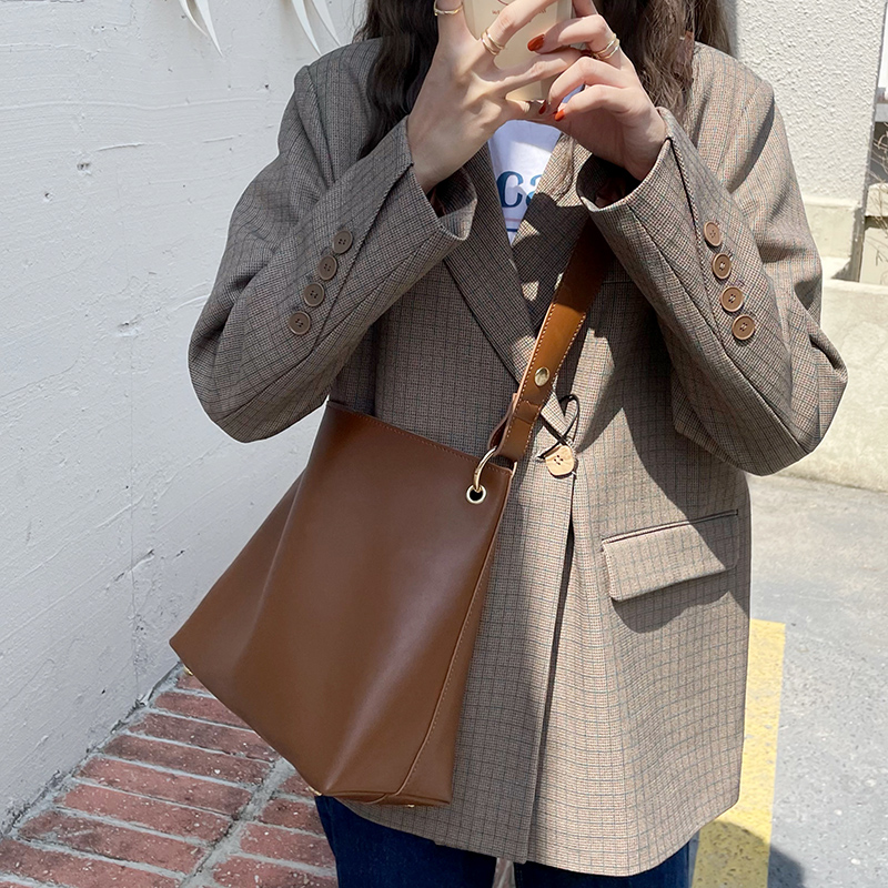 Designer shoulder bags HBP TD