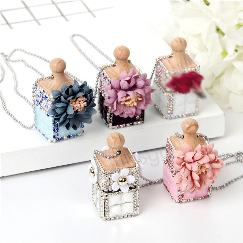 Car Perfume Bottle Pendant Refillable Essential Oil Diffuser Hanging Flower Glass Perfume Bottles Cars Hangings Decoration BH6752 TYJ
Car Perfume Bottle Pendant Refillable Essential Oil Diffuser Hanging Flower Glass Perfume Bottles Cars Hangings Decoration BH6752 TYJ