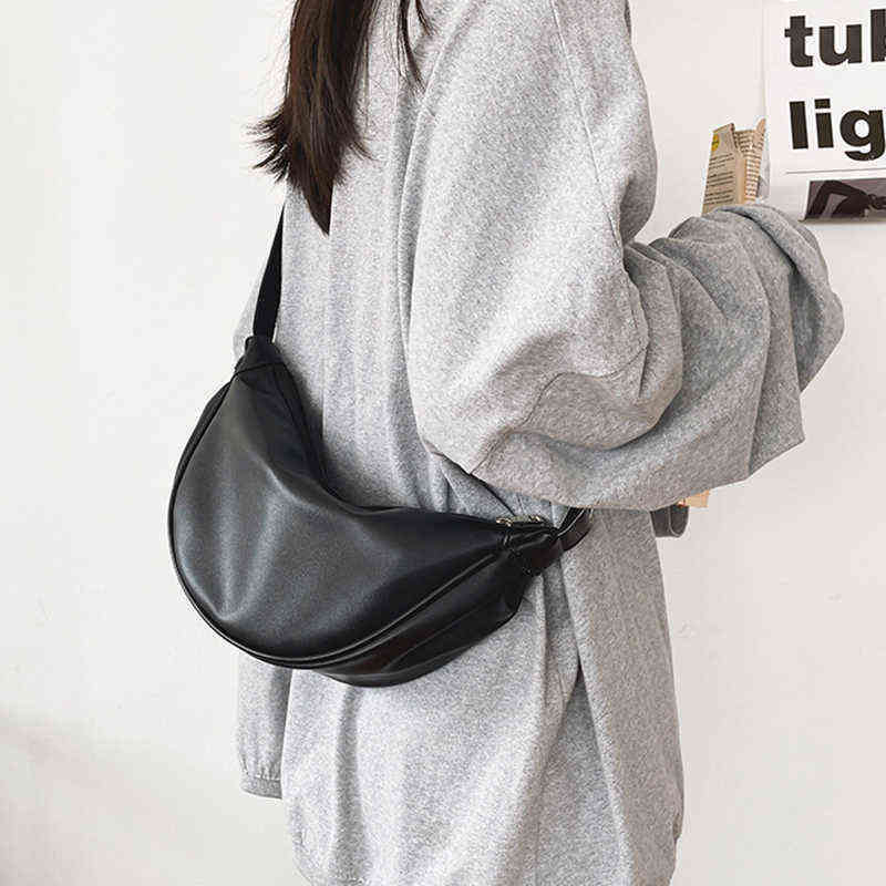 Evening Bags Handbags Woman New Brand Hobos Chest Bag Soft Pu Leather Personality Allmatch Crossbody Shoulder Bags 220414