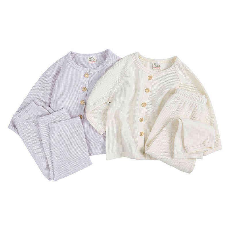 Children Pajamas Suit Korean Style Waffle Solid Long Sleeved Cardigan T-shirtPants Suit Baby Girls Boys Pajamas Set L220715, Dtz9532m beige
Children Pajamas Suit Korean Style Waffle Solid Long Sleeved Cardigan T-shirtPants Suit Baby Girls Boys Pajamas Set L220715, Dtz9532m beige