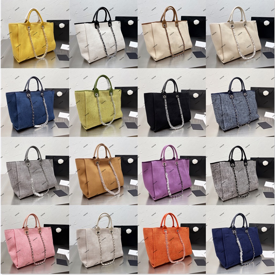 2022 New High Quality Women #31 Luxury Designer Bags Shopping Bag Cosmetics Exquisite Cosmetics Ladies Cosmetic Travel Clutch Purse One Shoulder Handbag 38x32cm, 1.6
2022 New High Quality Women #31 Luxury Designer Bags Shopping Bag Cosmetics Exquisite Cosmetics Ladies Cosmetic Travel Clutch Purse One Shoulder Handbag 38x32cm, 1.6