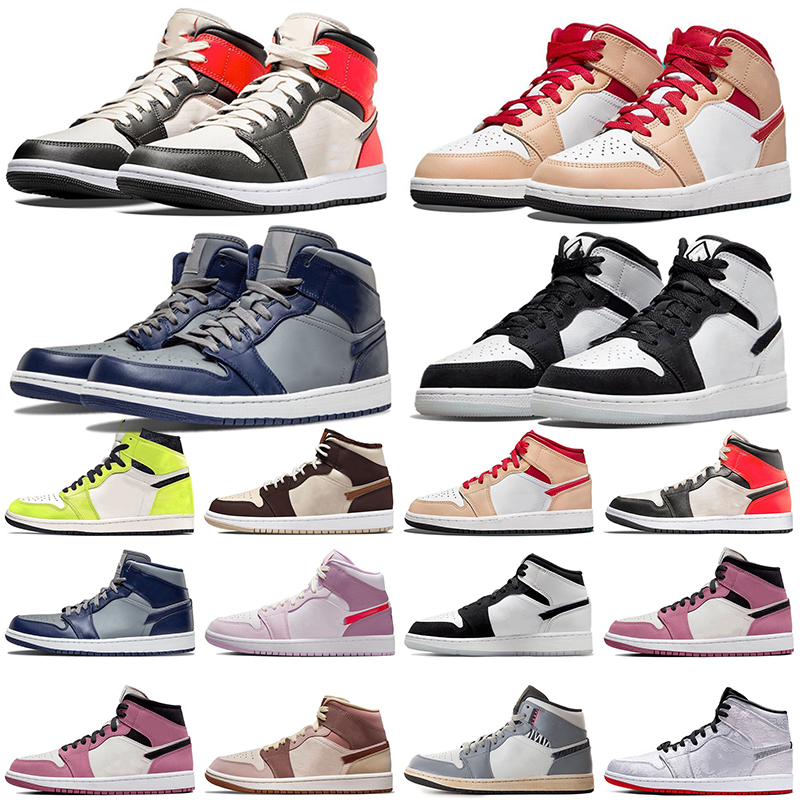 2022 Mens 1 High OG Basketball Shoes 1s Volt University Blue Royal Fearless Brown Basalt Oatmeal Mocha Brotherhood Shadow Unc Berry Men Women Sneaker, A7 40-44
2022 Mens 1 High OG Basketball Shoes 1s Volt University Blue Royal Fearless Brown Basalt Oatmeal Mocha Brotherhood Shadow Unc Berry Men Women Sneaker, A7 40-44