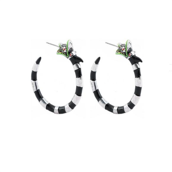 Charm Lost Lady 2022 Retro Exaggerated C-shaped Oil Drop Earrings High-end Personality Niche Design Wild Dragon Earrings GC1546
Charm Lost Lady 2022 Retro Exaggerated C-shaped Oil Drop Earrings High-end Personality Niche Design Wild Dragon Earrings GC1546