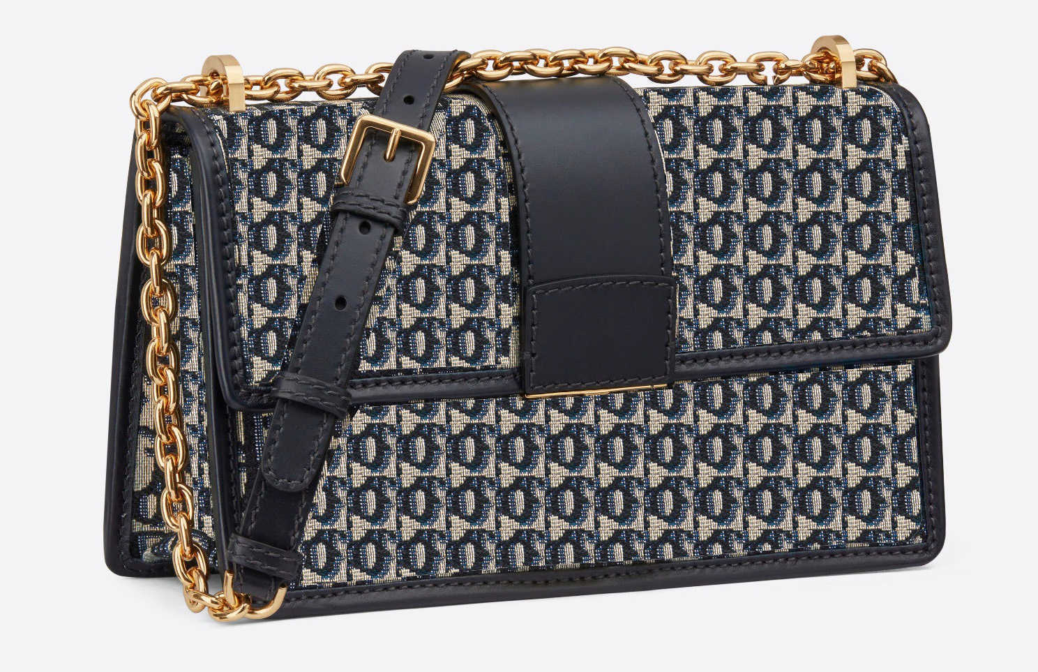 Designer Shoulder Bags Luxury Crossbody Classic womens handbags Blue jacquard fabric flap with vintage gold finish metal buckle High-quality, With packing box
Designer Shoulder Bags Luxury Crossbody Classic womens handbags Blue jacquard fabric flap with vintage gold finish metal buckle High-quality, With packing box