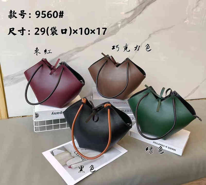 Cowhide Leather Women's Bag Luxury Fashion Trend Shopping Tote Hand Bill of Lading Shoulder Slant Designer, This item does not ship
Cowhide Leather Women's Bag Luxury Fashion Trend Shopping Tote Hand Bill of Lading Shoulder Slant Designer, This item does not ship
