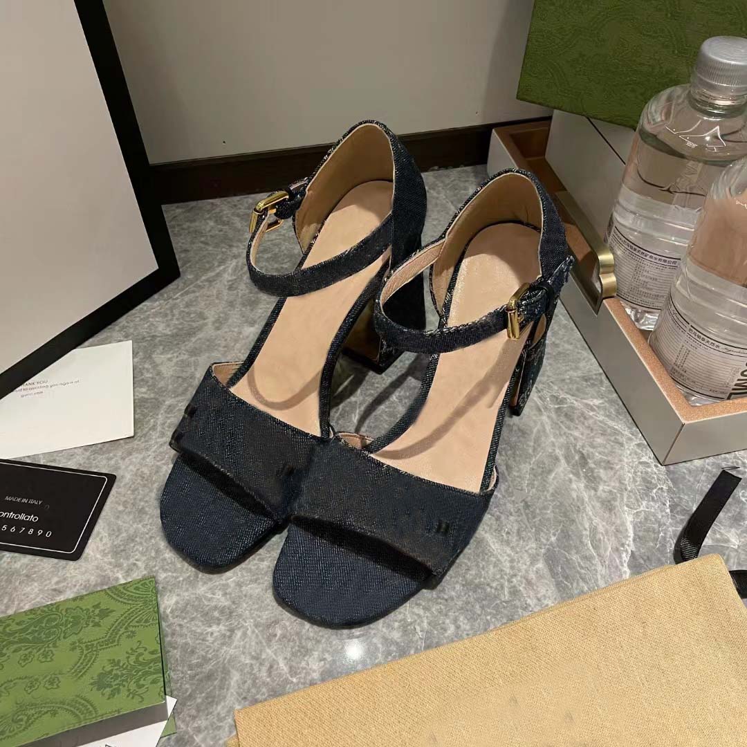 Luxury brand designer sandals Leather high heels classic chunky casual shoes comfortable slippers for women summer banquet, Blue
Luxury brand designer sandals Leather high heels classic chunky casual shoes comfortable slippers for women summer banquet, Blue