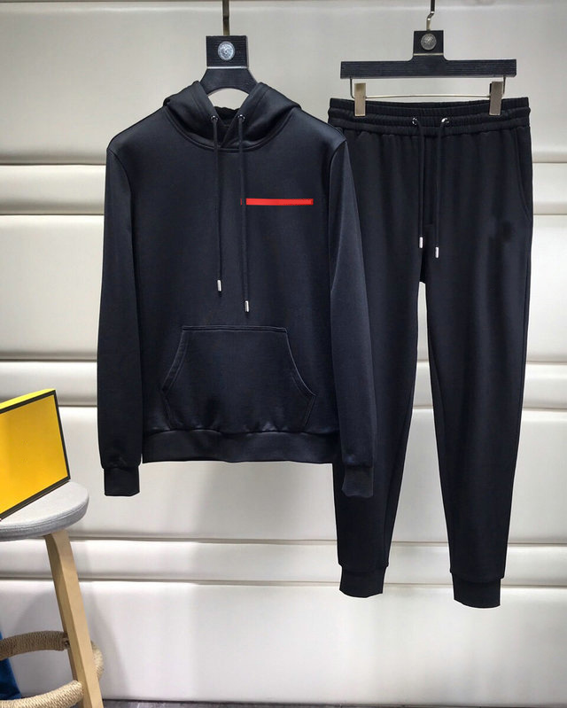 20ss Man tracksuits designer mens ladies tracksuit suit Hoodie or pants sweatshirts suits Zippers Letters Printed autumn winter men s Sports
20ss Man tracksuits designer mens ladies tracksuit suit Hoodie or pants sweatshirts suits Zippers Letters Printed autumn winter men s Sports