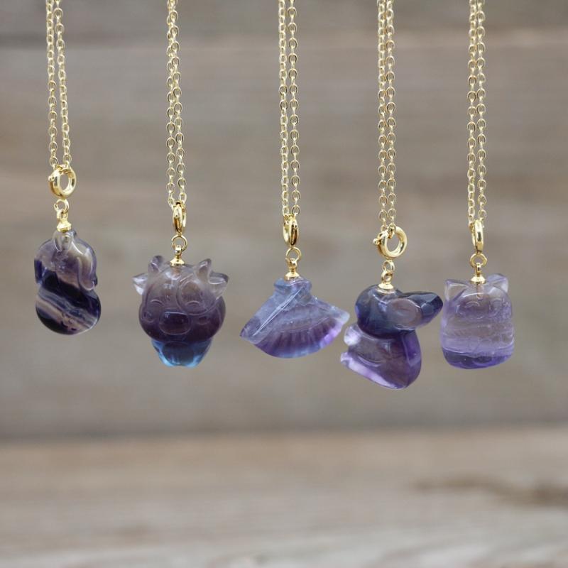 Pendant Necklaces Beautiful Rainbow Fluorite Carved Animal Pendants Gold Chains Reiki Healing Quartz Chams Necklace Women Jewelry Dropship Q
Pendant Necklaces Beautiful Rainbow Fluorite Carved Animal Pendants Gold Chains Reiki Healing Quartz Chams Necklace Women Jewelry Dropship Q