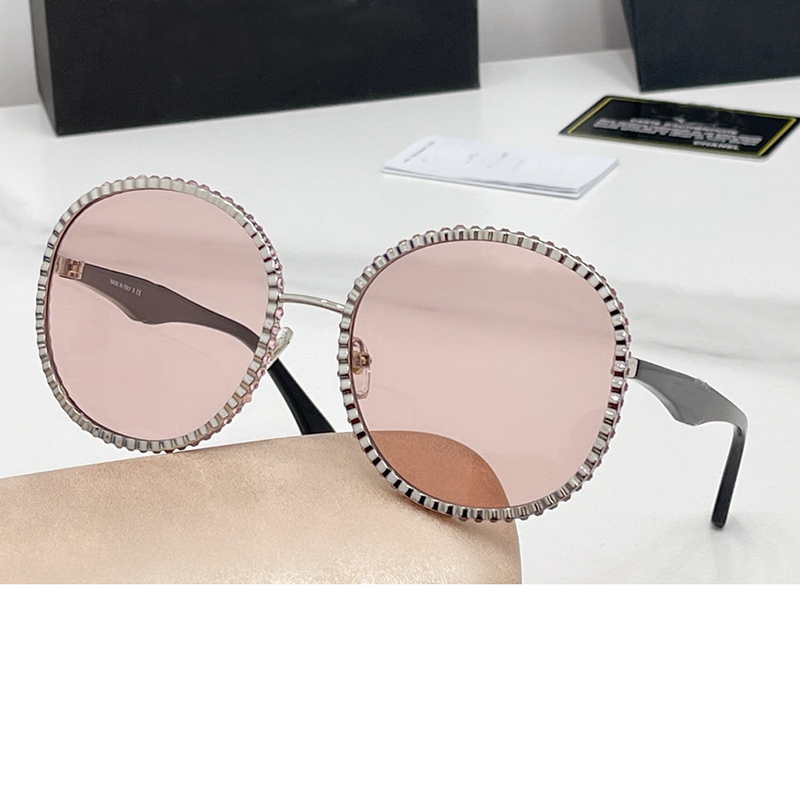NEW Womens Sunglasses CH9552 Swarovski Diamond 3D Engraving LOGO round frames size 60 21 145 four seasons girl eyewear with box woman shades
NEW Womens Sunglasses CH9552 Swarovski Diamond 3D Engraving LOGO round frames size 60 21 145 four seasons girl eyewear with box woman shades