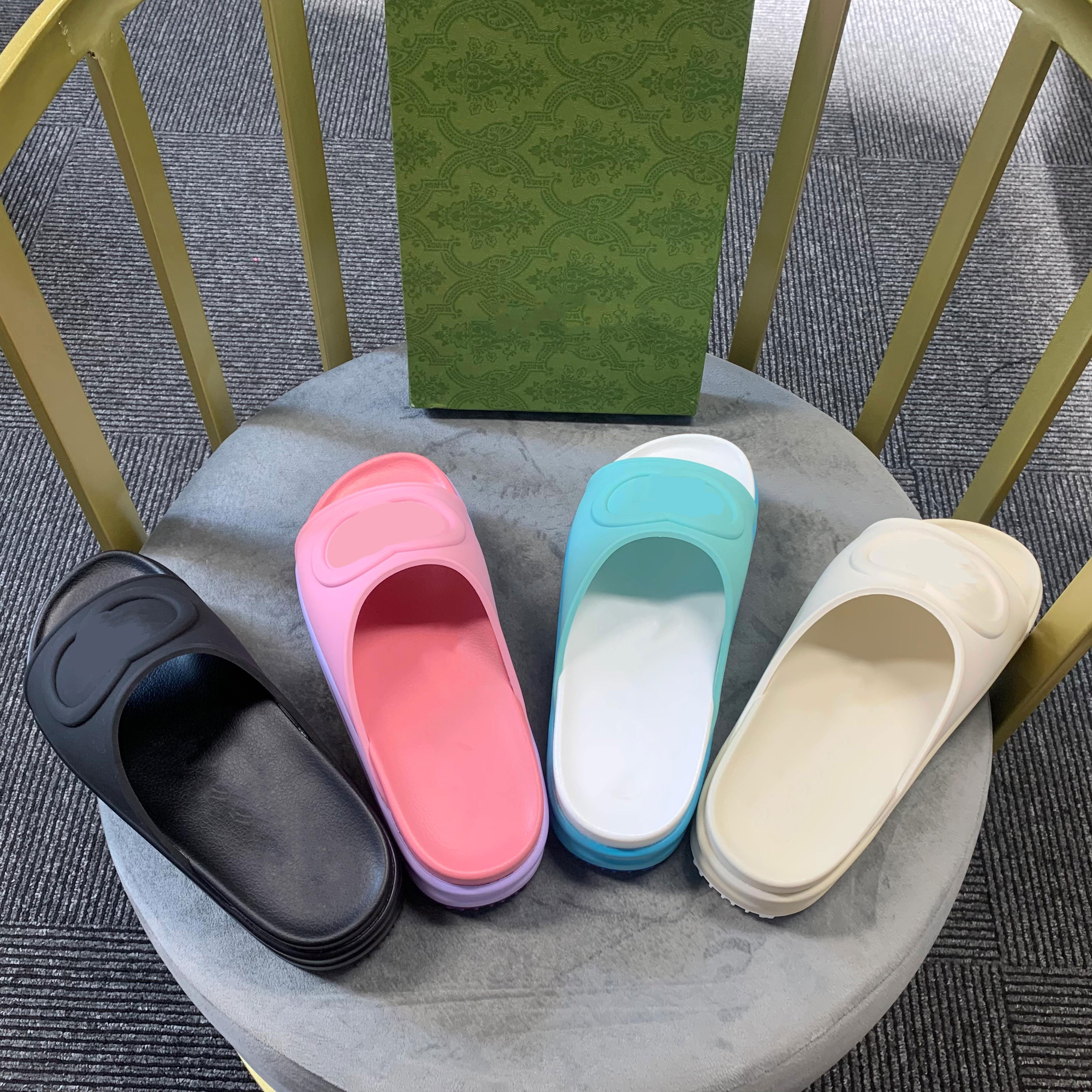 Interlocking Women Slide Sandal with Letter Slippers Black White Purple Turquoise Rubber Chunky Slides Low Heel Slipper Home Casual Summer Embossed Mule
Interlocking Women Slide Sandal with Letter Slippers Black White Purple Turquoise Rubber Chunky Slides Low Heel Slipper Home Casual Summer Embossed Mule