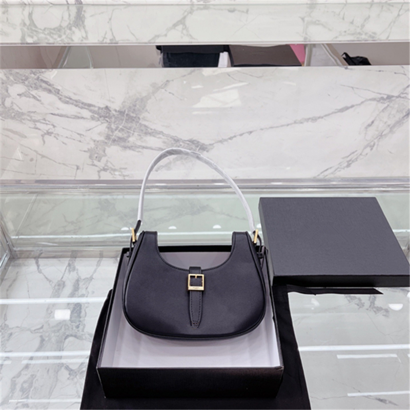 Womens designer bags nylon shoulder bag Pleated handbag fashion Crossbody lady Tote, Grey
Womens designer bags nylon shoulder bag Pleated handbag fashion Crossbody lady Tote, Grey