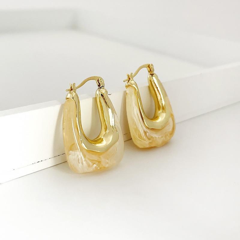 Hoop & Huggie 2022 Arrival Bohemian Colorful Resin Earrings For Women Multicolor Amber Acrylic Thick U Shaped Earring Fashion Jewelry
Hoop & Huggie 2022 Arrival Bohemian Colorful Resin Earrings For Women Multicolor Amber Acrylic Thick U Shaped Earring Fashion Jewelry
