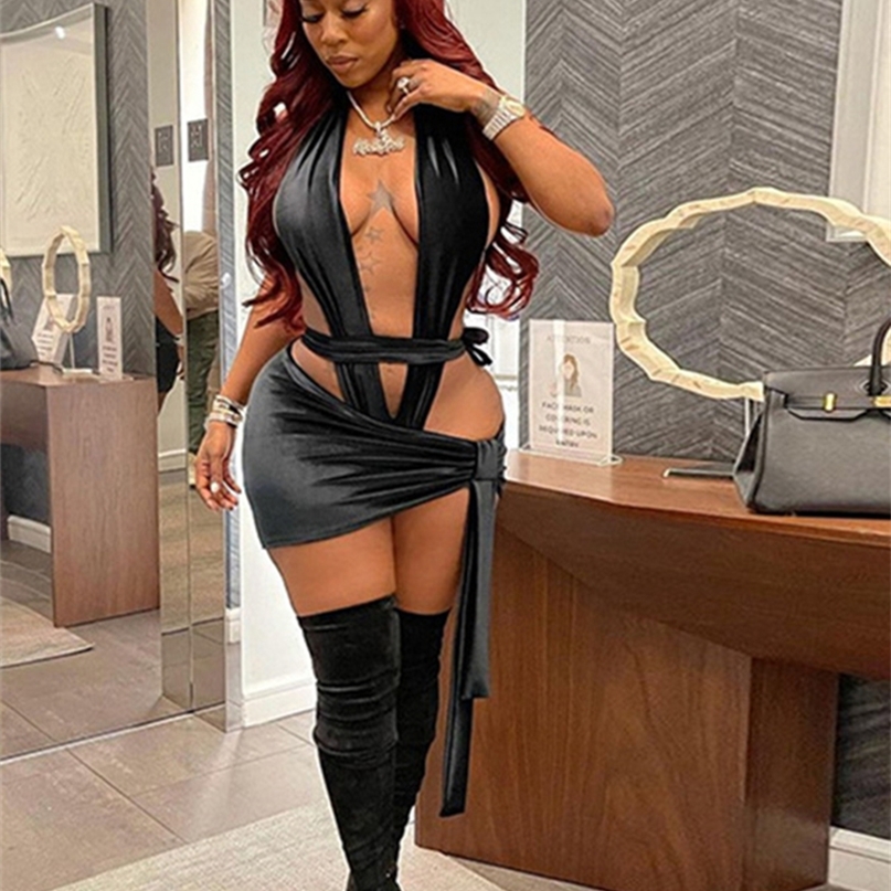 Kliou Sexy Cleavage Two Piece Set Women Halter Sleeveless Bodysuit+Short Dress Simple Suit Solid Pleated Streetwear Female 220509