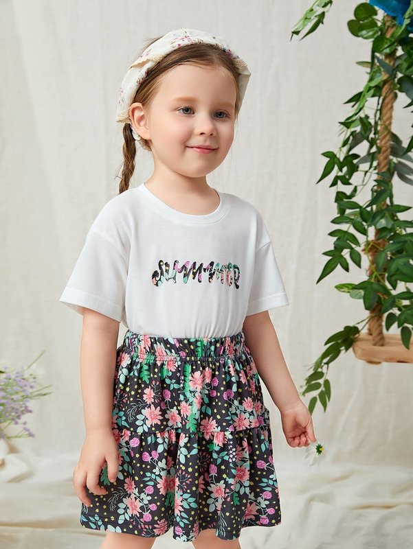 Toddler Girls Letter Graphic Tee & Floral Skirt Set SHE