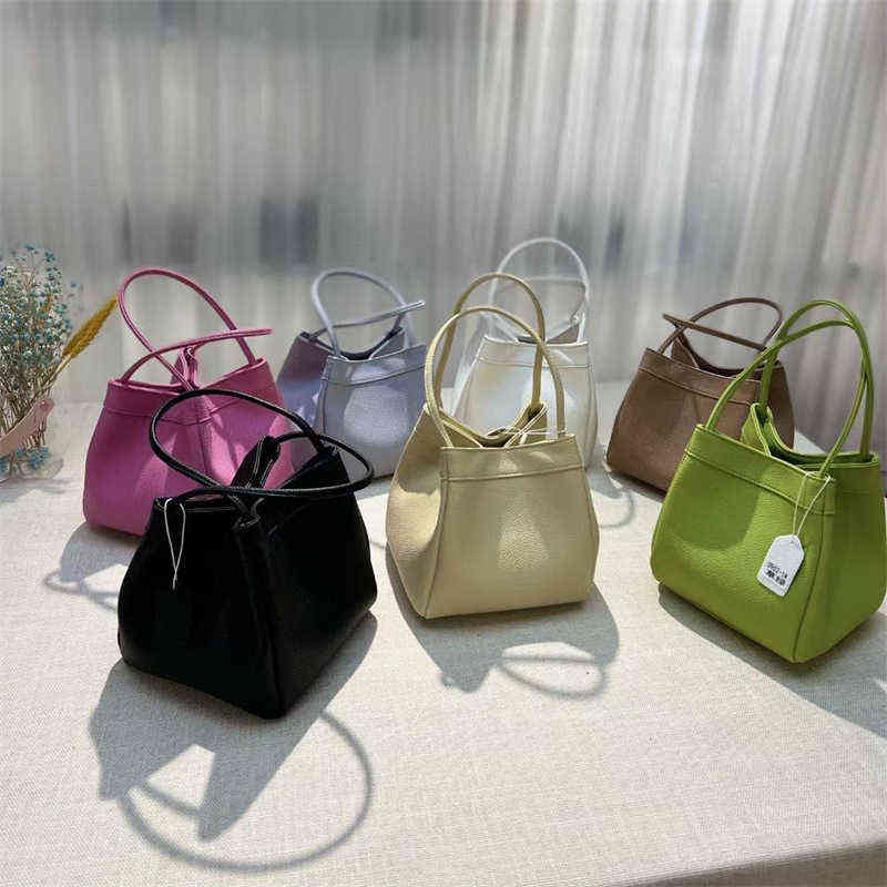 Heat leather bucket bag lychee pattern soft portable leisure One Shoulder Messenger women's Purses, White
Heat leather bucket bag lychee pattern soft portable leisure One Shoulder Messenger women's Purses, White