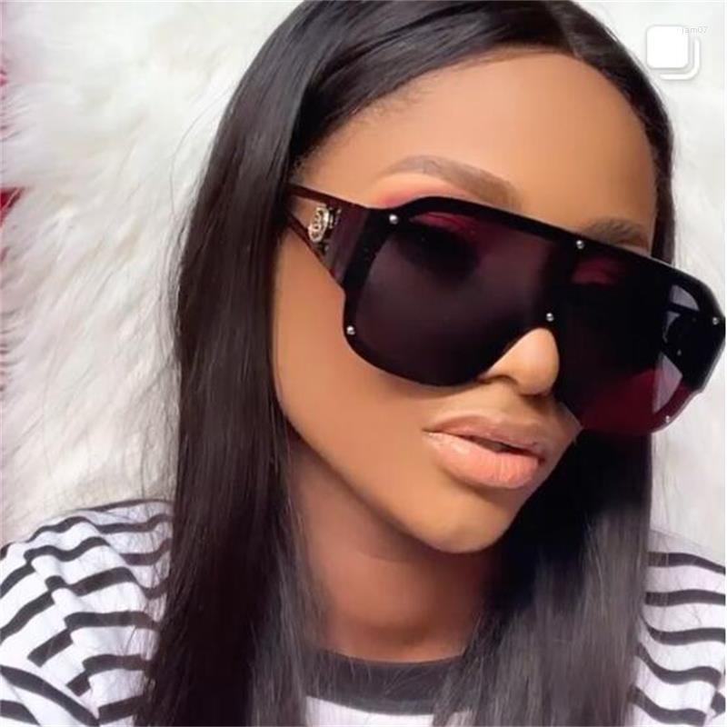 Sunglasses Charming Large Black Women Brand Design Oversized Shades 2022 Trendy Vintage Big Frame Square Sun Glasses Single LensSunglasses
Sunglasses Charming Large Black Women Brand Design Oversized Shades 2022 Trendy Vintage Big Frame Square Sun Glasses Single LensSunglasses