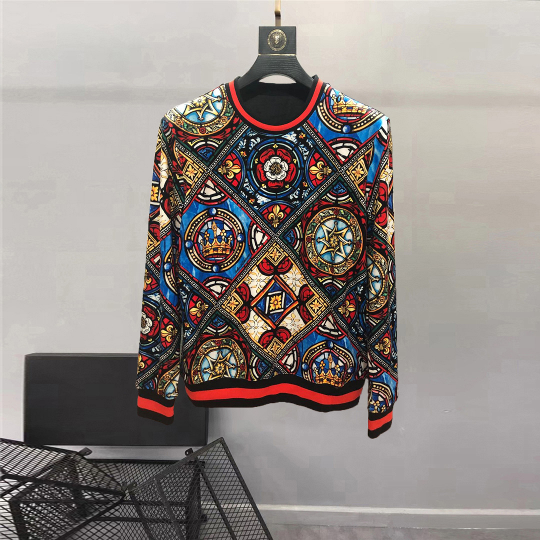 Hoodies & Sweatshirts European and American men's wear summer 2022 new Long sleeves vintage court print Fashionable hoodies, Black
Hoodies & Sweatshirts European and American men's wear summer 2022 new Long sleeves vintage court print Fashionable hoodies, Black