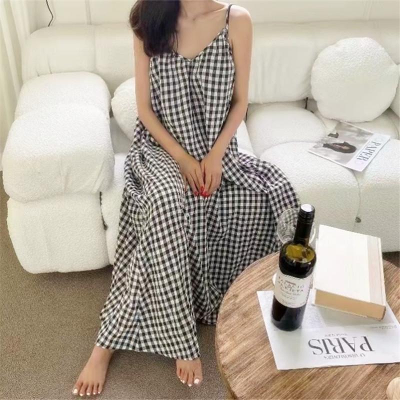 Casual Dresses Black And White Checkered Sling V-Neck Off Shoulder Small Sexy Trick A-Line Large Swing Irregular Medium Length Dress WomenCa
Casual Dresses Black And White Checkered Sling V-Neck Off Shoulder Small Sexy Trick A-Line Large Swing Irregular Medium Length Dress WomenCa