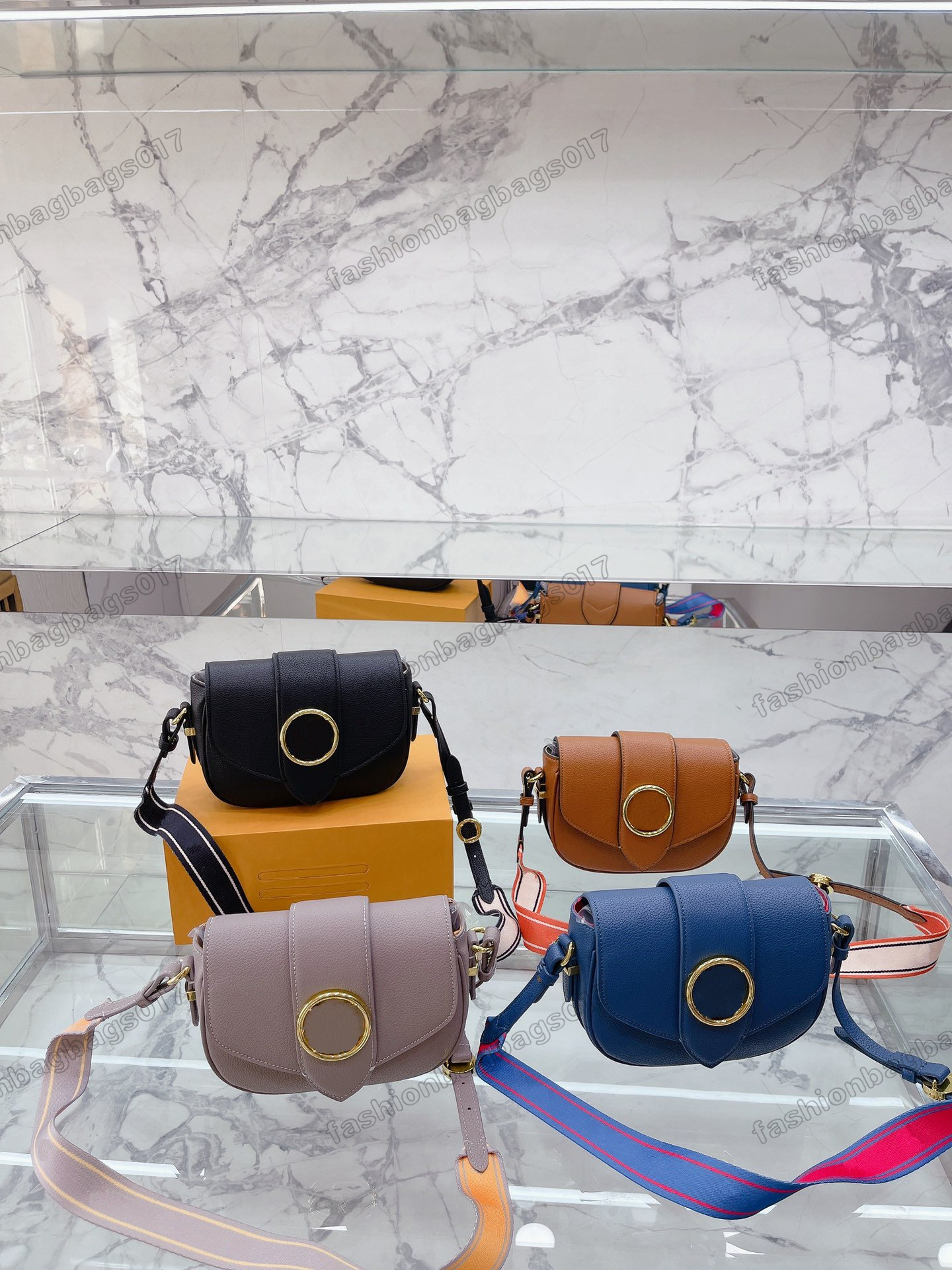 M58967 PONT 9 SOFT MM PM Designer Women Bag Two-Color Strap Cross-Body Clutch Purse Handbag Shoulderbag
M58967 PONT 9 SOFT MM PM Designer Women Bag Two-Color Strap Cross-Body Clutch Purse Handbag Shoulderbag
