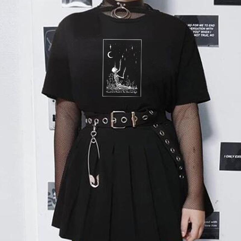 Women' T-Shirt Gothic Women Horror Skull Bone Print Summer Casual Loose O-neck Top Streetwear Harajuku Punk Short-sleeved T-shirtWomen, Black
Women' T-Shirt Gothic Women Horror Skull Bone Print Summer Casual Loose O-neck Top Streetwear Harajuku Punk Short-sleeved T-shirtWomen, Black