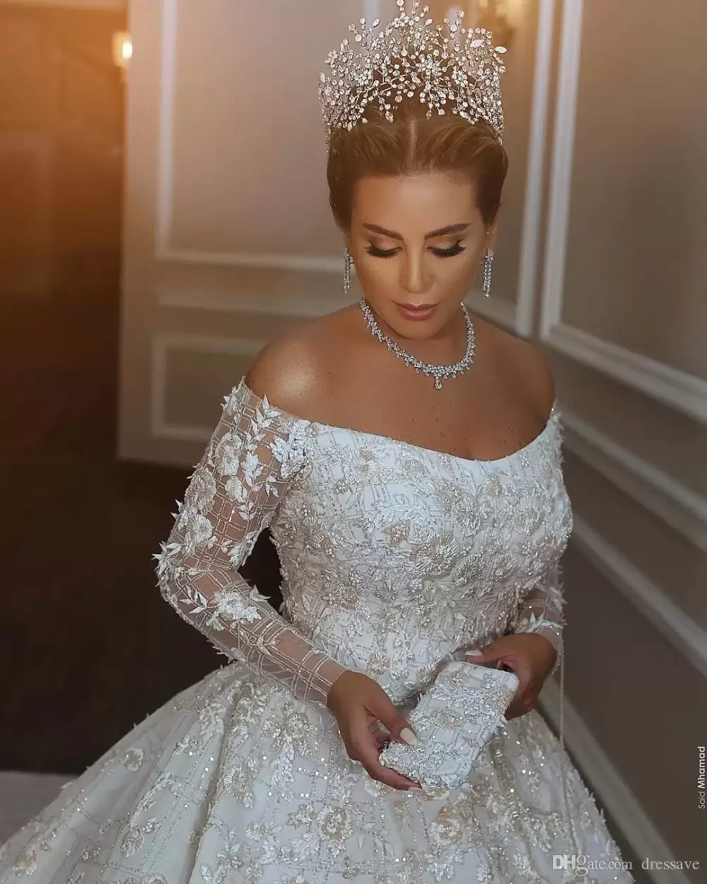 Ball Wedding Dresses Bridal Gown Embroidery Lace Applique Long Sleeves Off The Shoulder Custom Made Sweep Train Beach Castle Vestido De Novia