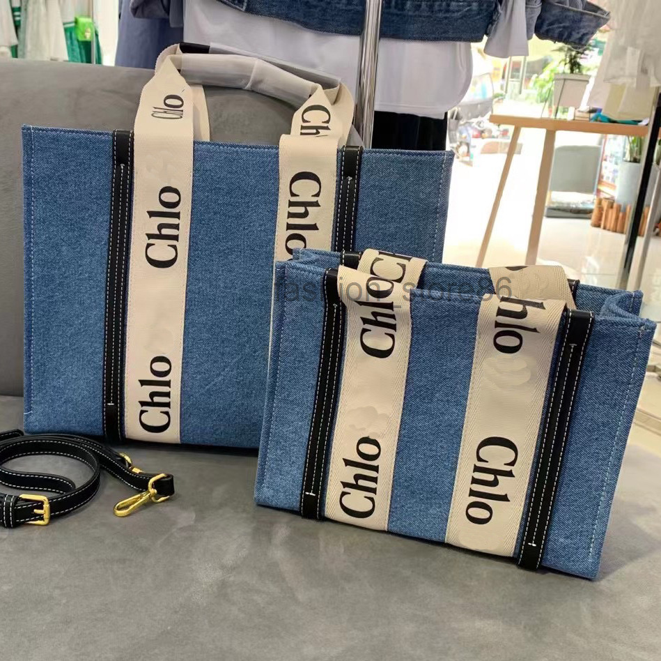 Fashion Designer Bags Womens Totes Shoulder NYLON Highs Quality Women Canvas Tote Large Capacity Handbags Purses
Fashion Designer Bags Womens Totes Shoulder NYLON Highs Quality Women Canvas Tote Large Capacity Handbags Purses
