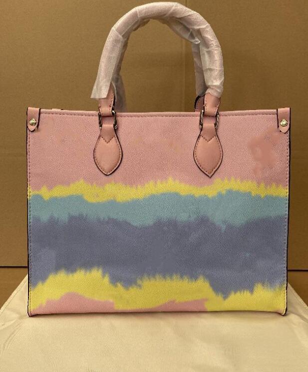 Designers bags women classic fashion Shoulder bag Designer Patent leather Dinner Bag Lady purse Lightweight trend essential for female gift, High quality
Designers bags women classic fashion Shoulder bag Designer Patent leather Dinner Bag Lady purse Lightweight trend essential for female gift, High quality