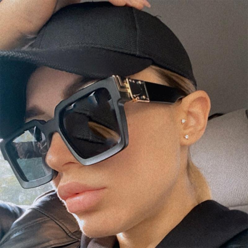 Sunglasses Fashion Classic Retro Square Women Men Designer Oversized Shield Big Frame Travel Sun Glasses
Sunglasses Fashion Classic Retro Square Women Men Designer Oversized Shield Big Frame Travel Sun Glasses