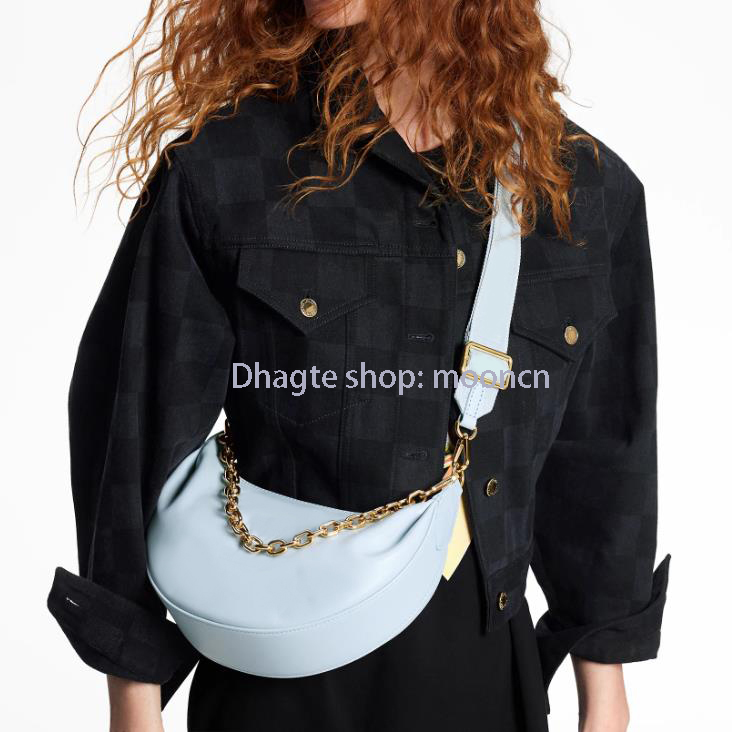 M59825 Designer Bags OVER THE MOON Women Leather Shoulderbag Floral Embossing Artwork Casual Crossbody Bag Classic Party Coin Purse M59799, Other colors
M59825 Designer Bags OVER THE MOON Women Leather Shoulderbag Floral Embossing Artwork Casual Crossbody Bag Classic Party Coin Purse M59799, Other colors