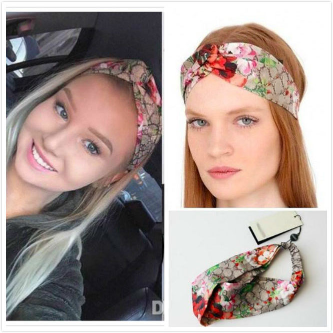 Designers Silk Elastic Women Headbands Fashion Girls Strawberry Hair bands Scarf Hair Accessories Gifts Hot Headwraps without box
Designers Silk Elastic Women Headbands Fashion Girls Strawberry Hair bands Scarf Hair Accessories Gifts Hot Headwraps without box