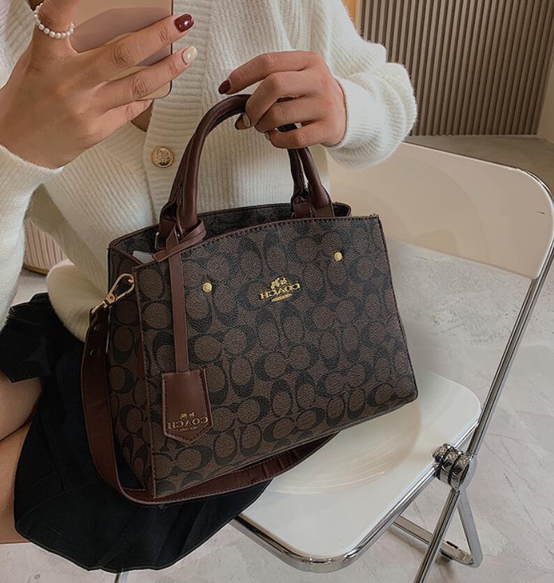 A53 high quality designer retro coach women leather handbag Envelope shopping crossbody messenger Chain flap bag tote shoulder bag, Customize
A53 high quality designer retro coach women leather handbag Envelope shopping crossbody messenger Chain flap bag tote shoulder bag, Customize
