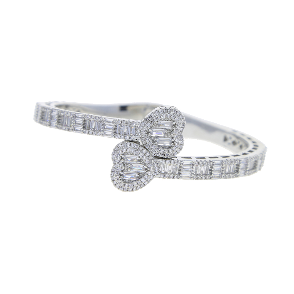 Fashion Iced Out hip hop Baguette CZ Heart Shape bracelet Adjustable Cuff Bangle Micro Paved Bling 5A Cubic Zirconia Luxury Lover Hiphop Jewelry