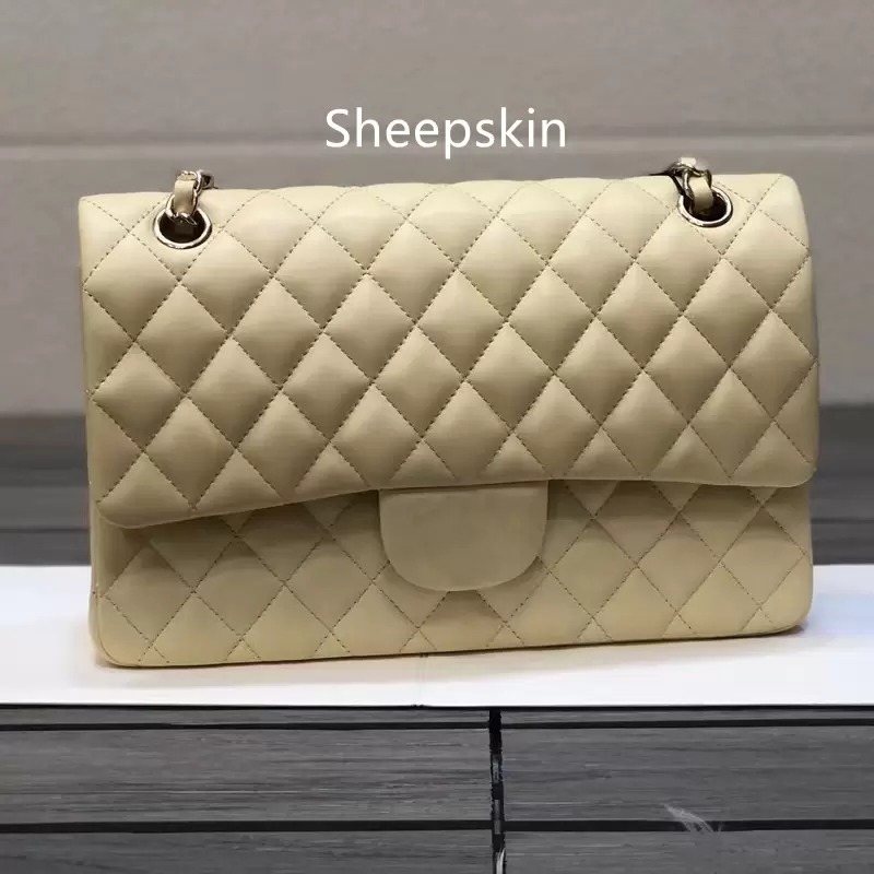 7A Top Designer Handmade Luxury Ladies Crossbody Bag 25.5CM Shoulder Handheld Classic Leather Fashion Brand Bag Chain Link Copy Multicolor Original Wholesale, Box
7A Top Designer Handmade Luxury Ladies Crossbody Bag 25.5CM Shoulder Handheld Classic Leather Fashion Brand Bag Chain Link Copy Multicolor Original Wholesale, Box