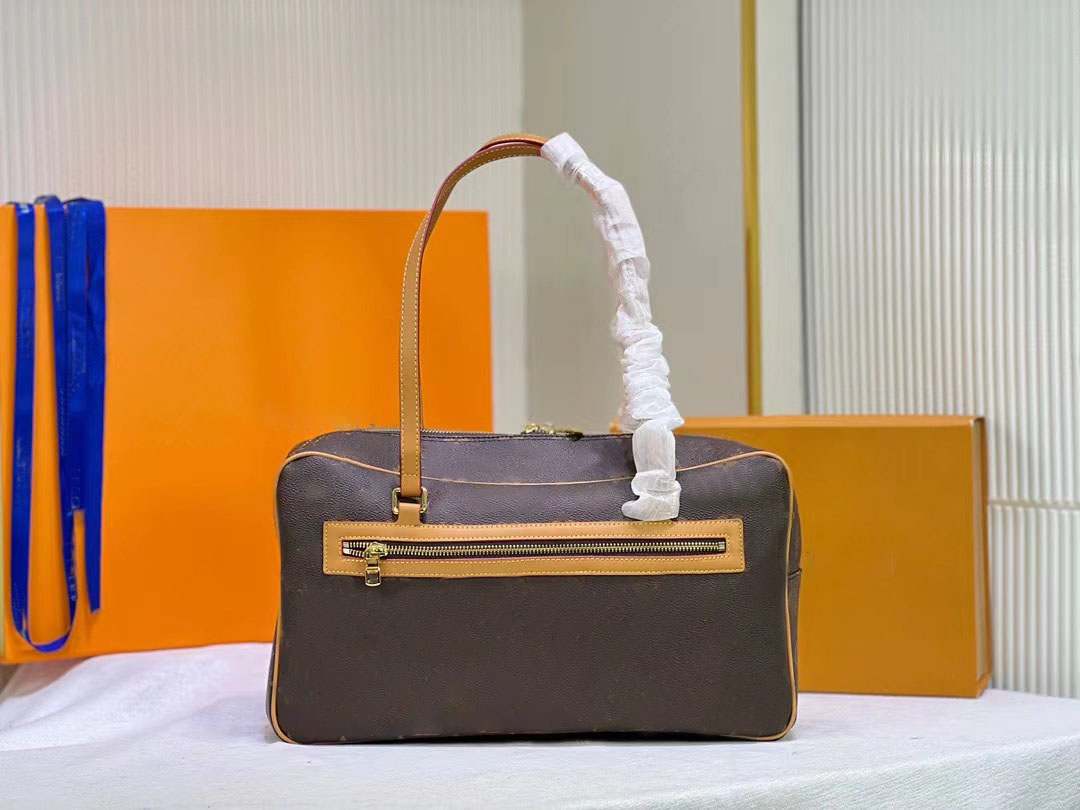 Global Limited Fashion luxury designer Bucket bag It can be customized wholesale men and women Top quality high-capacity handbag 55181, Brown
Global Limited Fashion luxury designer Bucket bag It can be customized wholesale men and women Top quality high-capacity handbag 55181, Brown