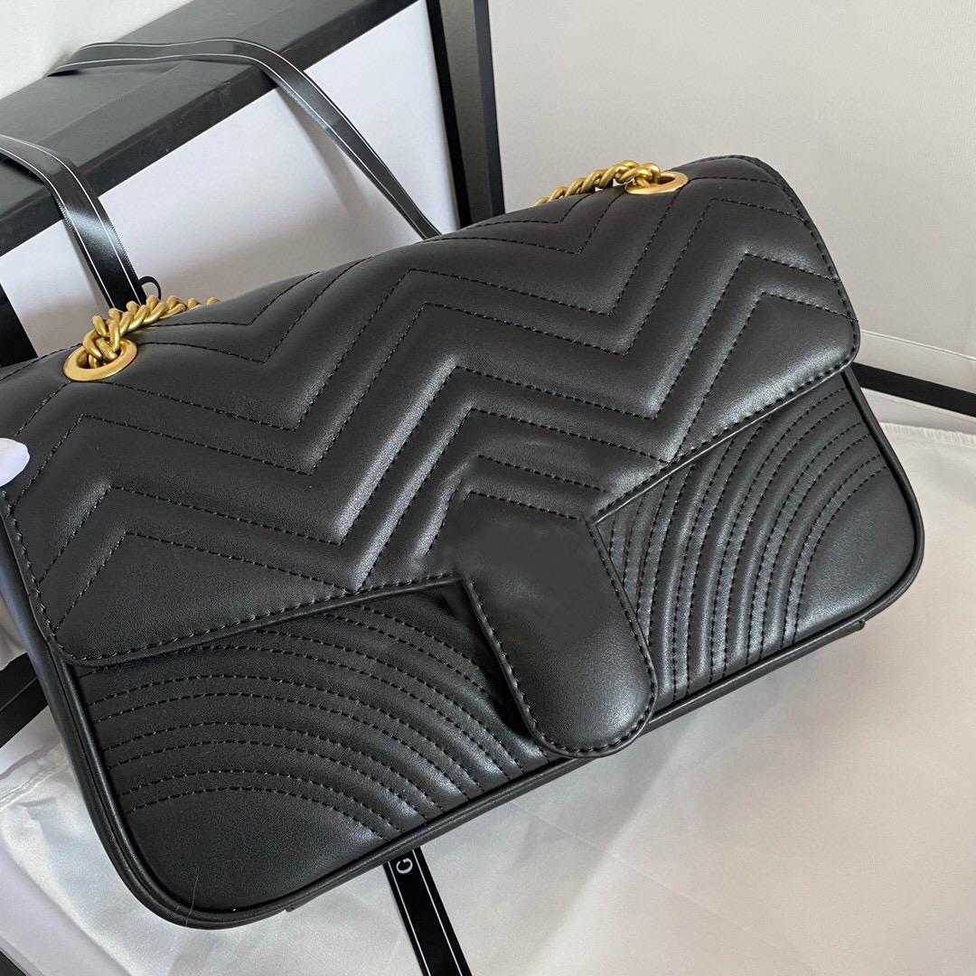 Top Quality luxurys Fashion Women Chains Crossbody Bags Designers heart V Wave Pattern Shoulder Bags Messenger Bags Pruse Chain Tote 5, Make up the freight
Top Quality luxurys Fashion Women Chains Crossbody Bags Designers heart V Wave Pattern Shoulder Bags Messenger Bags Pruse Chain Tote 5, Make up the freight
