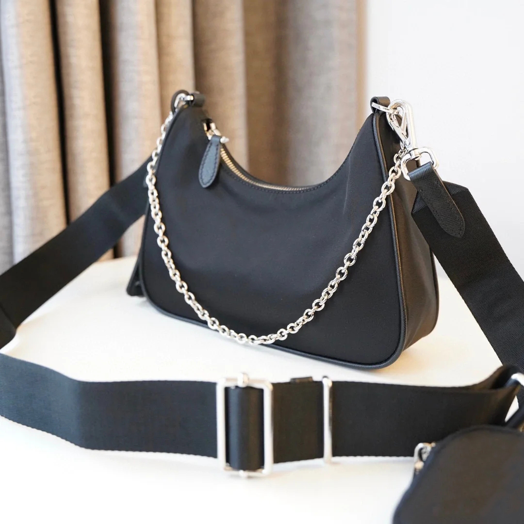 Crossbody designer bags Shoulder Bag purses Lady high quality nylon Handbag Bestselling wallet womens Handbags Hobo Handbags, Khaki
Crossbody designer bags Shoulder Bag purses Lady high quality nylon Handbag Bestselling wallet womens Handbags Hobo Handbags, Khaki